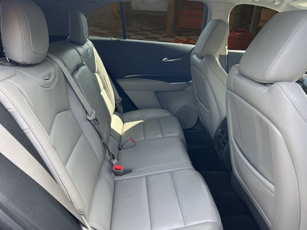 Used 2019 Cadillac XT4 Premium Luxury w/ Driver Awareness Package FWD image 16