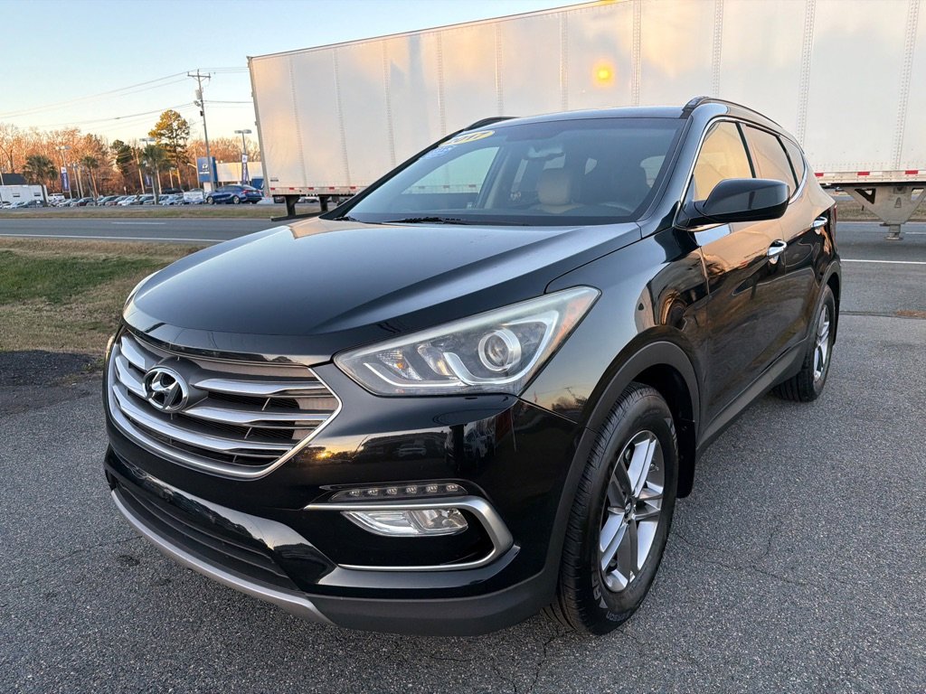 Used 2017 Hyundai Santa Fe Sport image 4