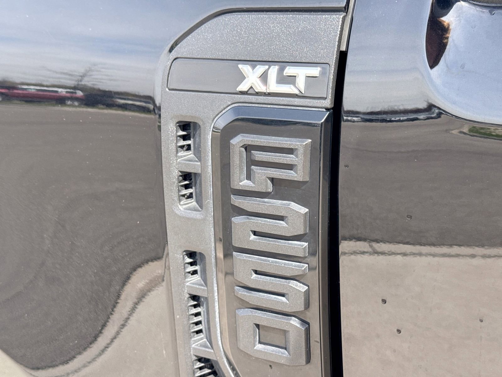 Used 2024 Ford F250 XLT w/ XLT Premium Package AWD/4WD image 15