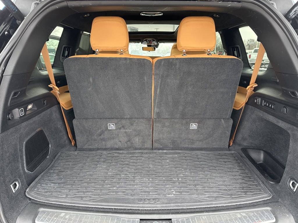 Certified 2024 Jeep Grand Cherokee L Summit image 34