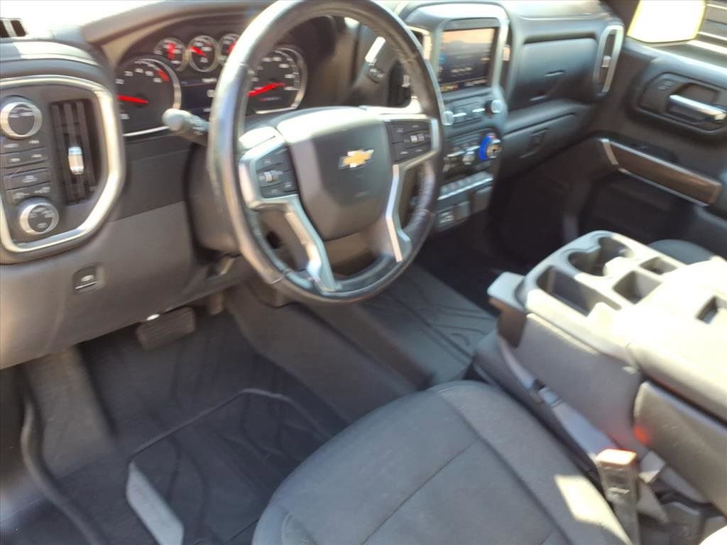 Used 2020 Chevrolet Silverado 1500 LT w/ All-Star Edition image 11