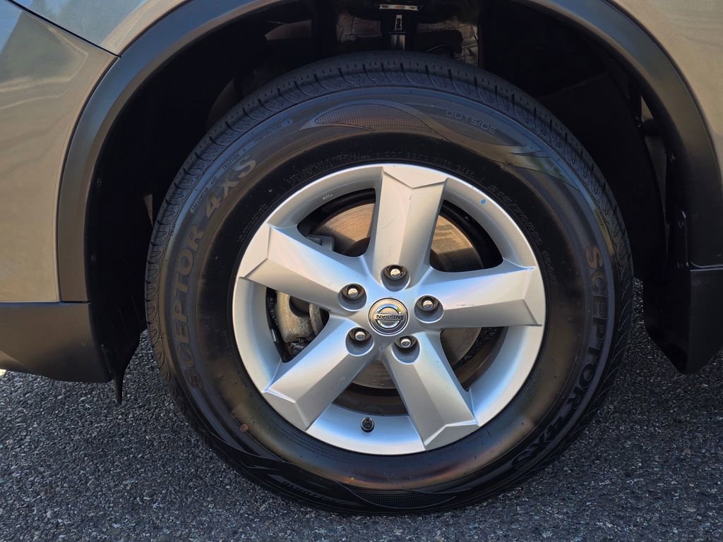Used 2020 Nissan Rogue S AWD/4WD image 9