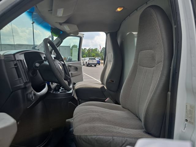 Used 2012 Chevrolet Express 3500 RWD image 8