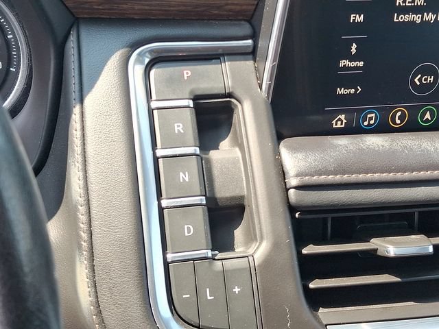 Used 2021 Chevrolet Tahoe High Country w/ Premium Package AWD/4WD image 15