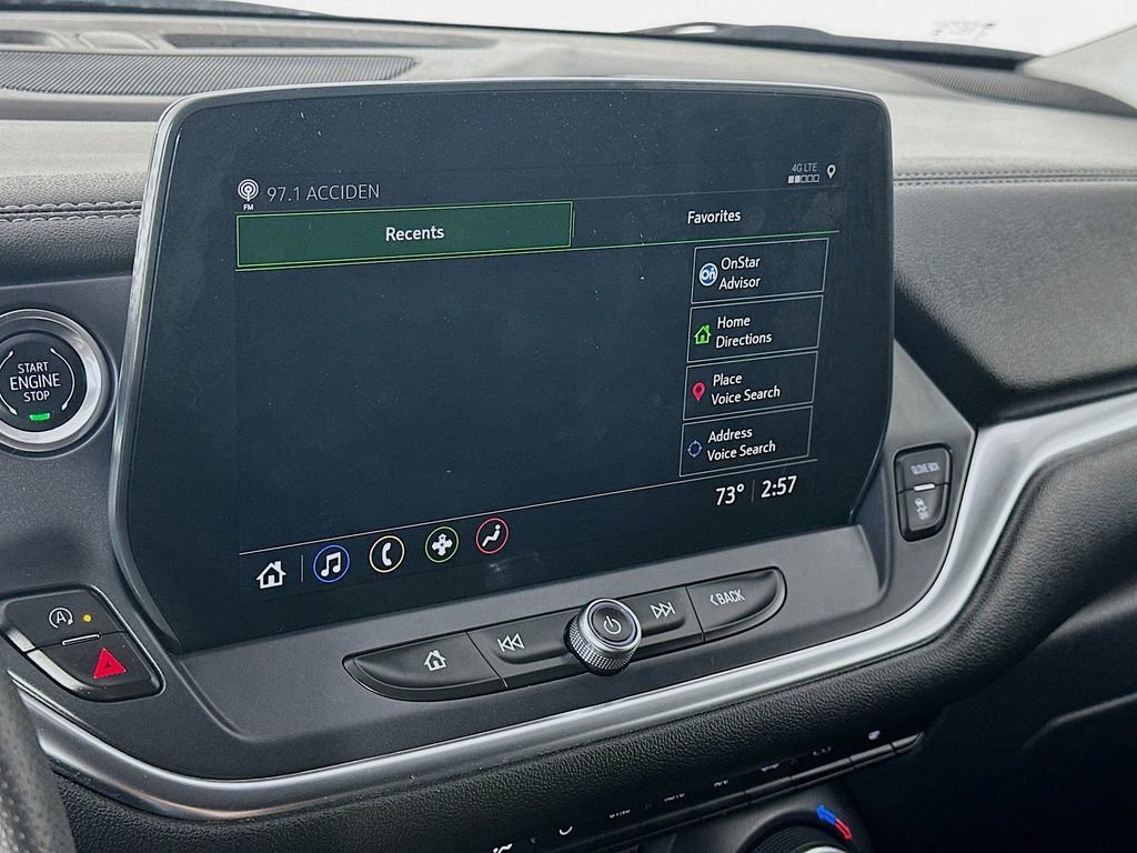 Used 2025 Chevrolet Blazer LT FWD image 19
