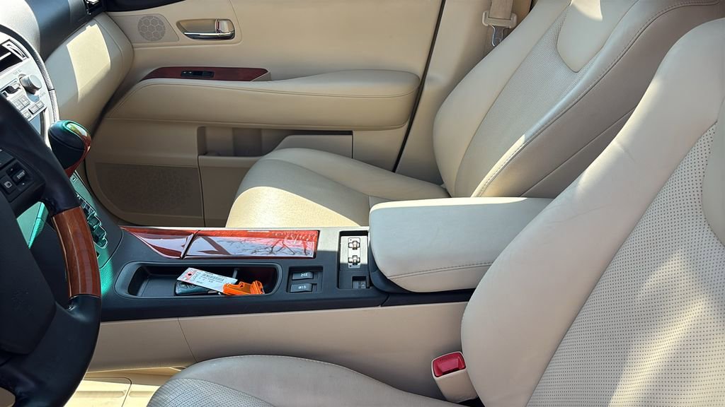 Used 2011 Lexus RX 350 AWD w/ Premium Pkg image 23