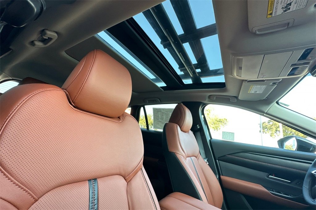 New 2025 MAZDA CX-50 Meridian Edition w/ Apex Package image 18