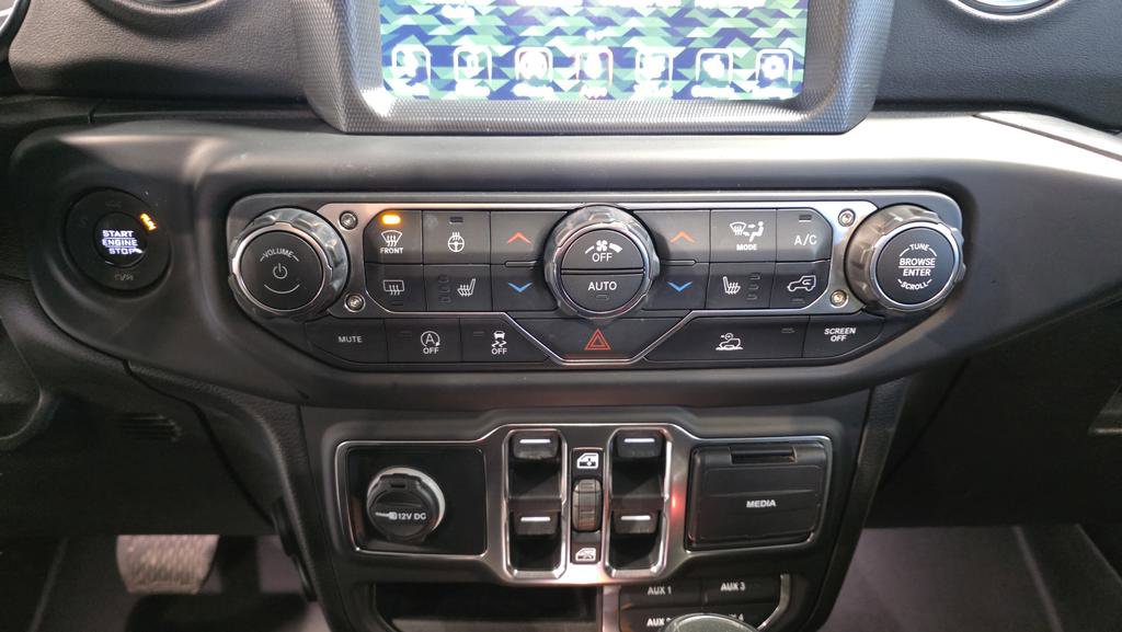 Used 2020 Jeep Gladiator Overland image 25