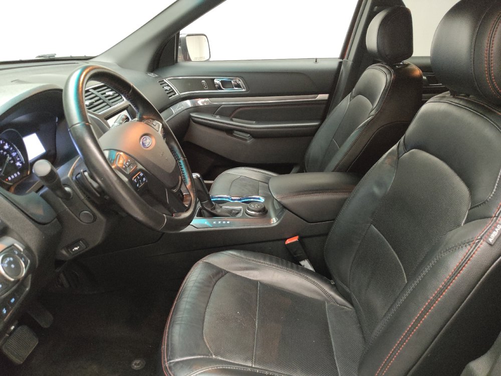 Used 2016 Ford Explorer Sport w/ Equipment Group 401A AWD/4WD image 17