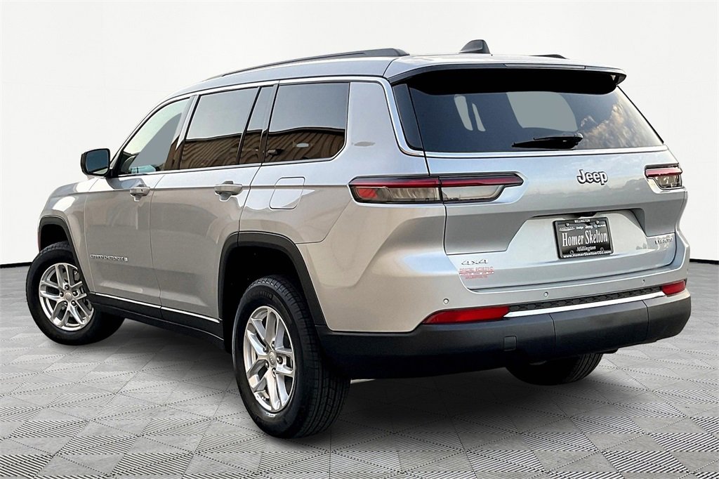 New 2025 Jeep Grand Cherokee L Laredo image 3