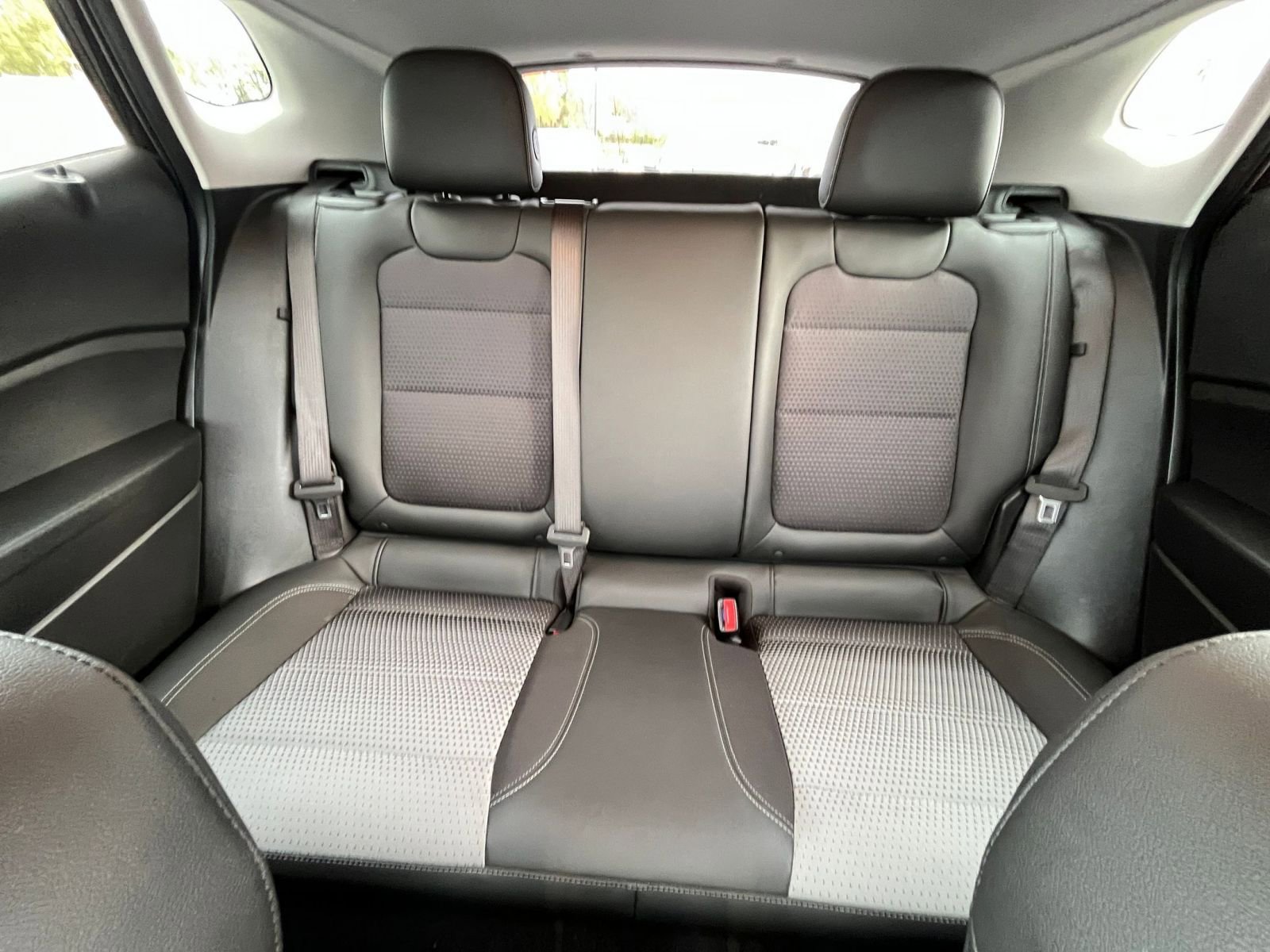 Used 2025 Chevrolet Trax LT image 36