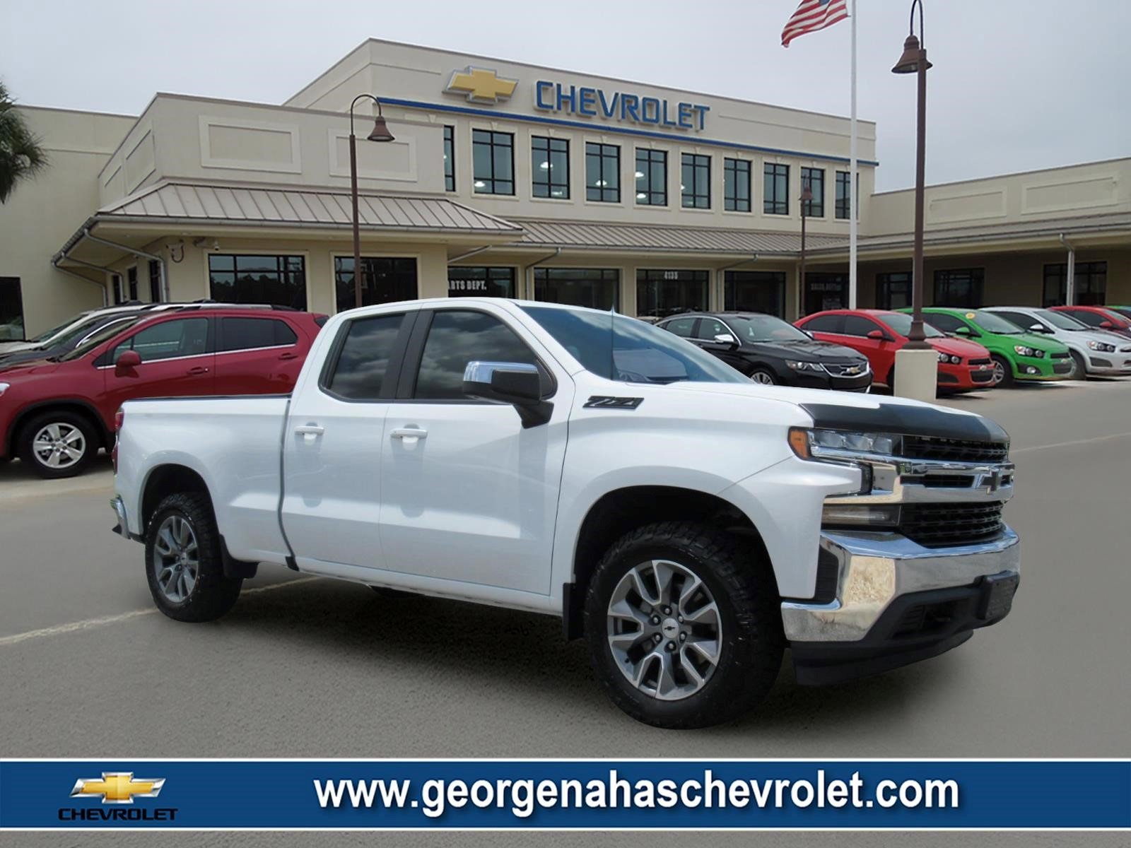 Used 2021 Chevrolet Silverado 1500 LT AWD/4WD image 1