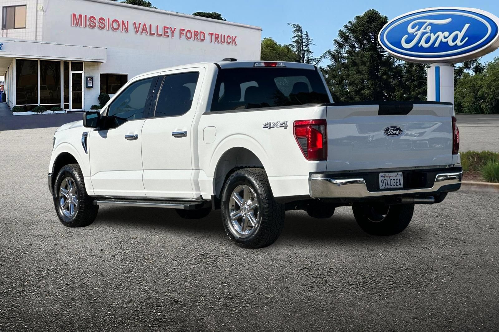 Used 2025 Ford F150 XLT w/ Equipment Group 301A Standard AWD/4WD image 6