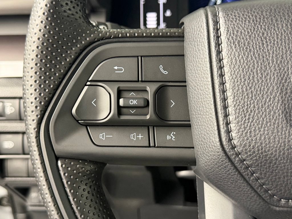 Used 2026 Toyota Tacoma SR5 AWD/4WD image 25