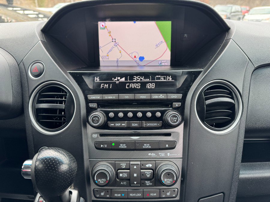 Used 2014 Honda Pilot Touring image 24