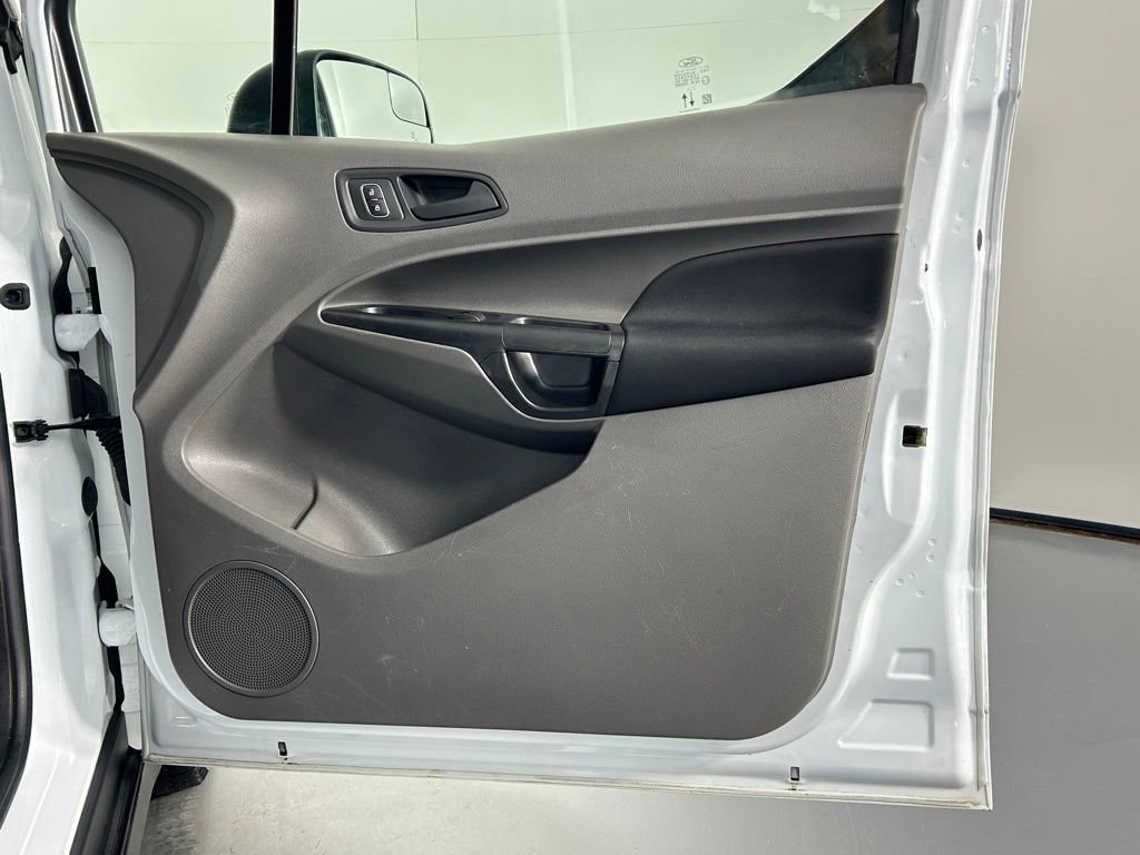 Used 2022 Ford Transit Connect XL image 9