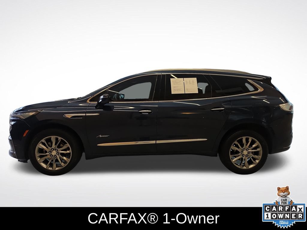 Used 2022 Buick Enclave Avenir FWD image 2