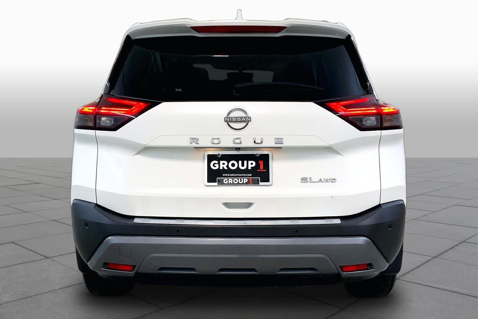 Used 2022 Nissan Rogue SL w/ SL Premium Package AWD/4WD image 4