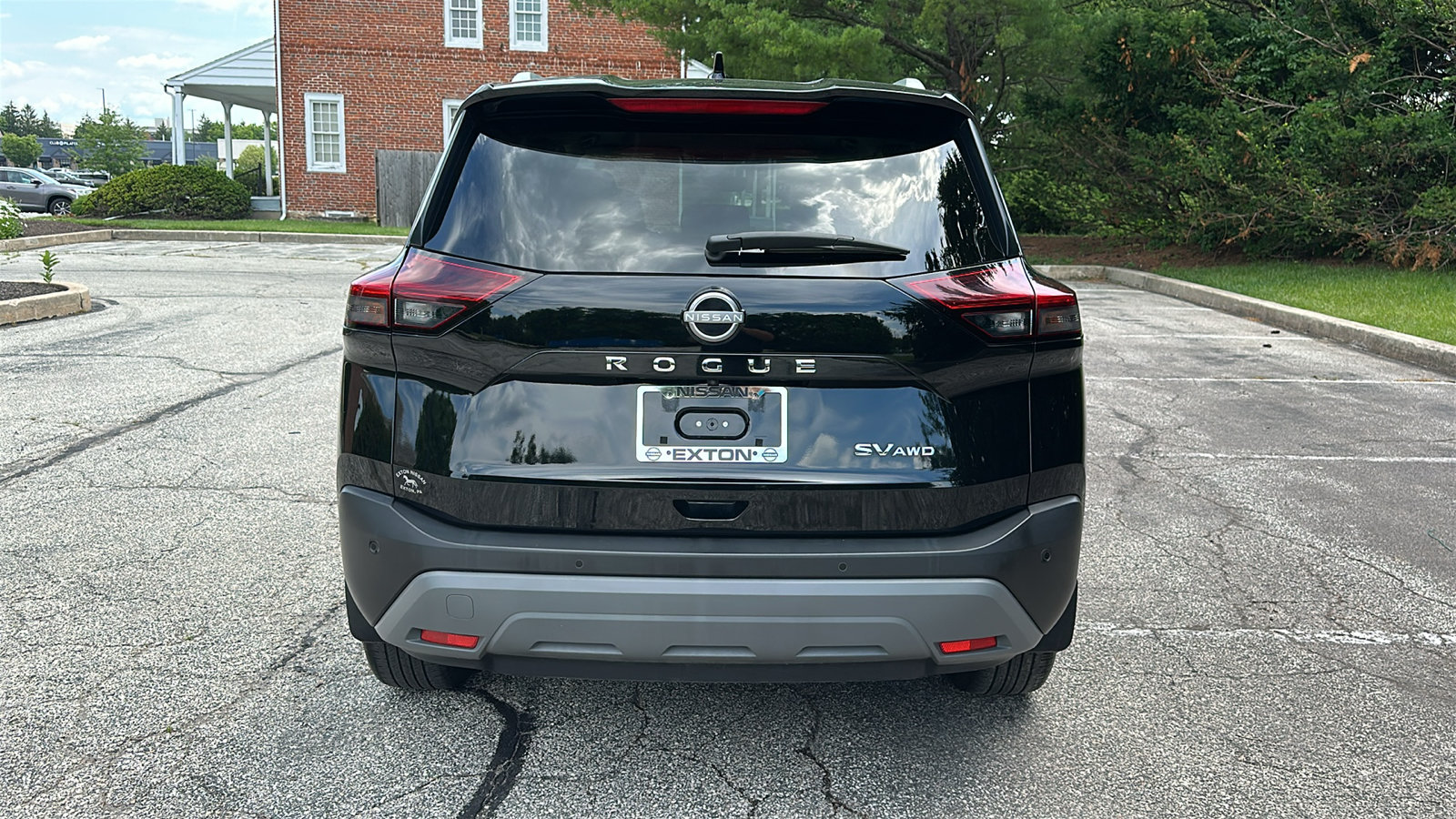Certified 2023 Nissan Rogue SV w/ SV Premium B Package AWD/4WD image 5