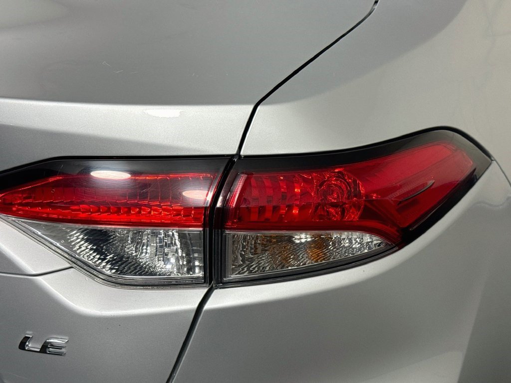 Used 2025 Toyota Corolla LE FWD image 32