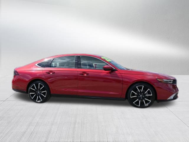 Used 2023 Honda Accord Touring image 2