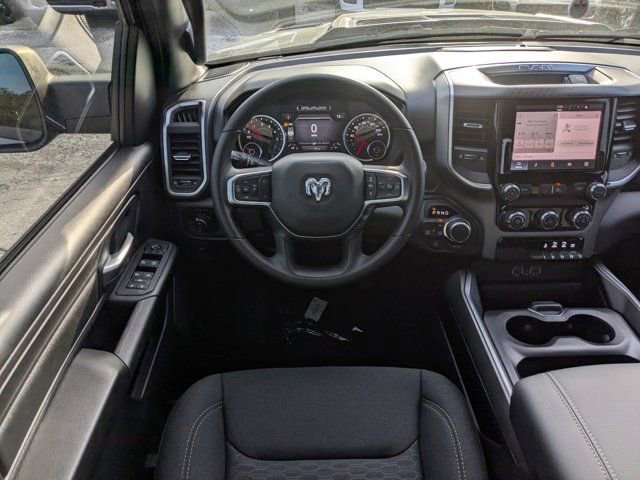 New 2026 RAM 1500 Express AWD/4WD image 15