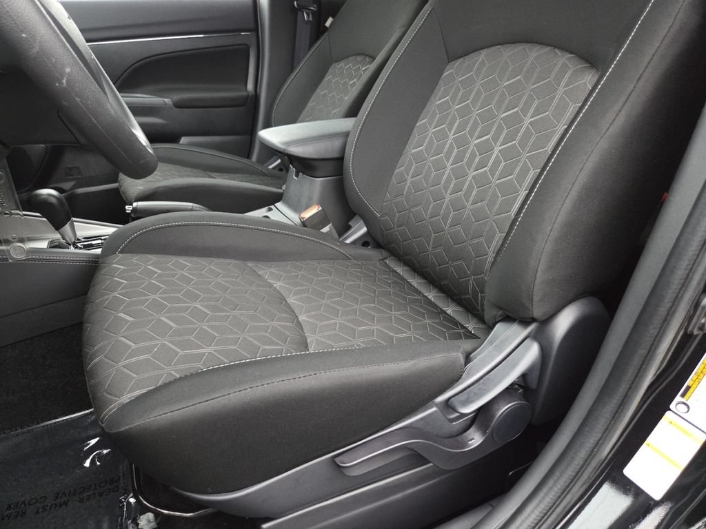 Used 2026 Mitsubishi Outlander Sport ES AWD/4WD image 26