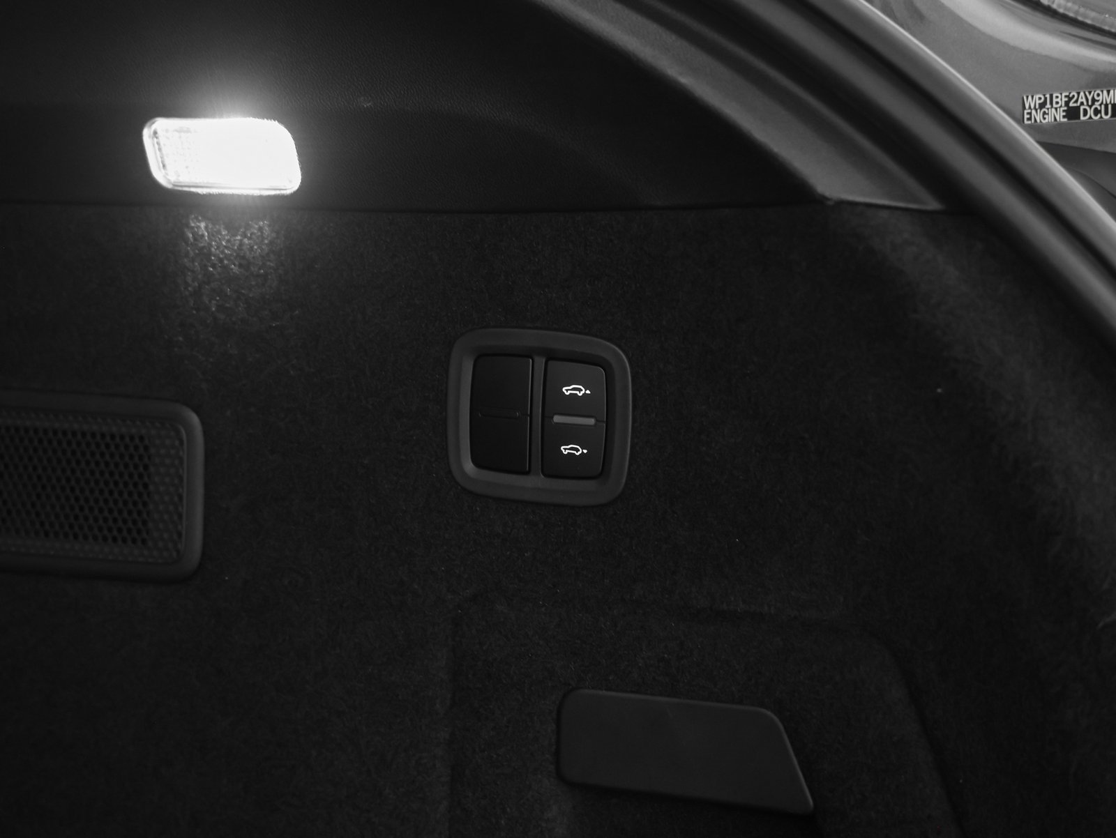 Used 2021 Porsche Cayenne Turbo image 22