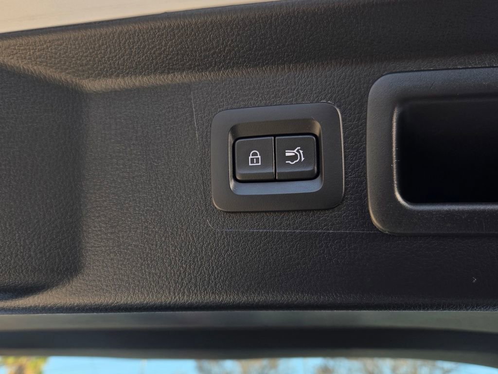 Certified 2025 MAZDA CX-50 AWD 2.5 Hybrid w/ Weather Package image 27