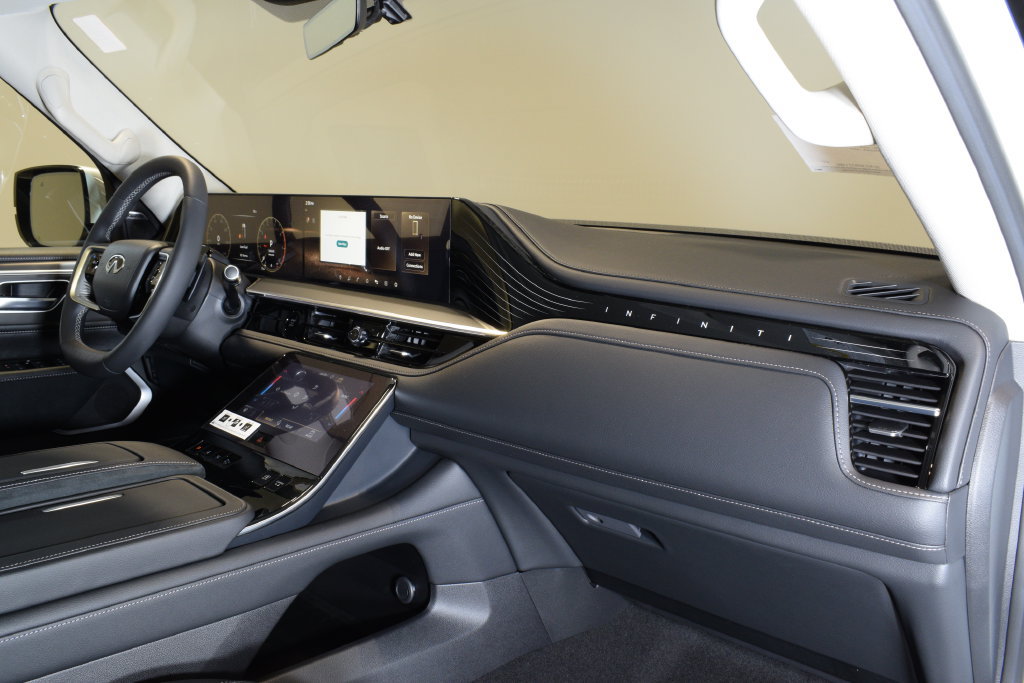 New 2027 INFINITI QX80 Luxe AWD/4WD image 17