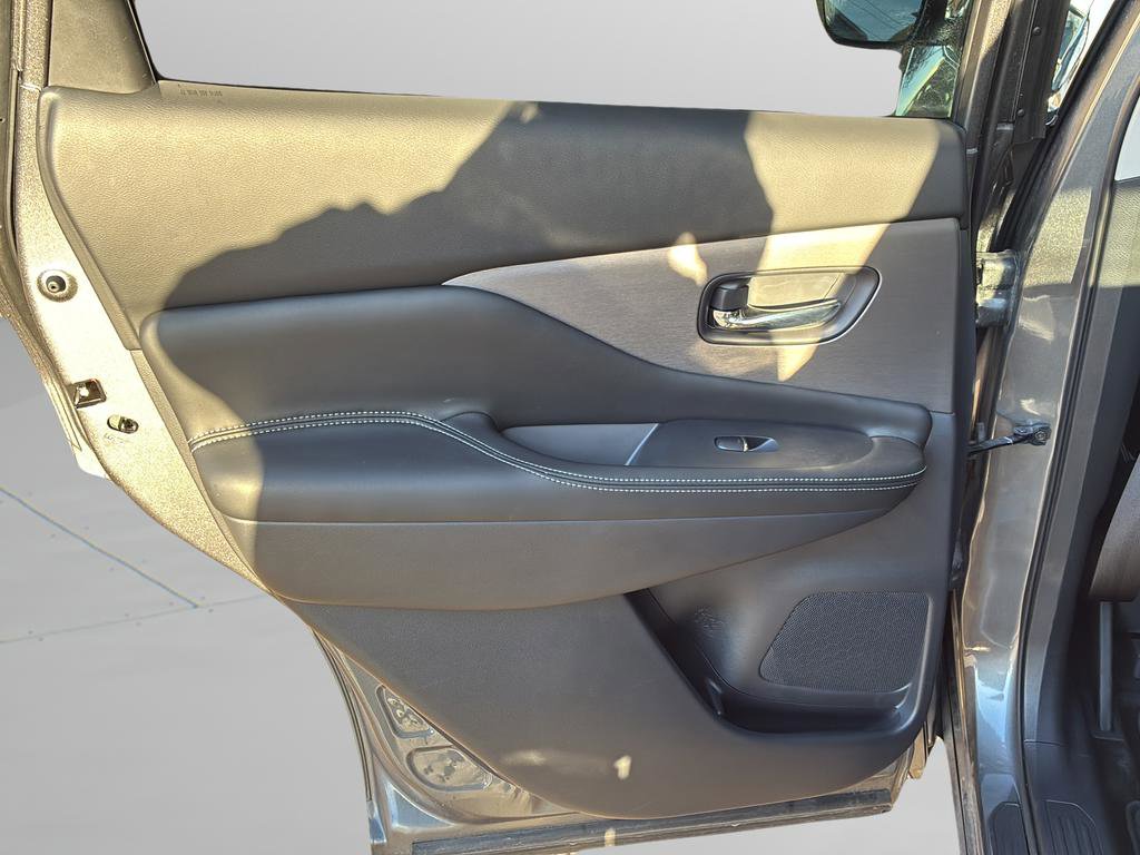 Used 2024 Nissan Murano SL image 40