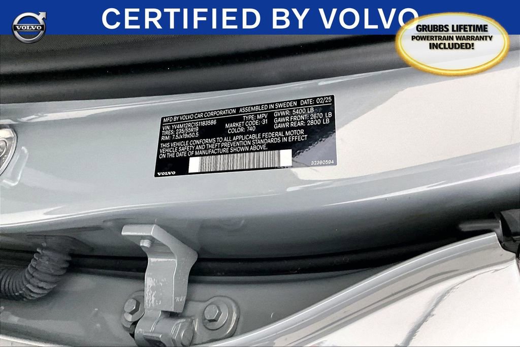 Certified 2025 Volvo XC60 B5 Plus image 44