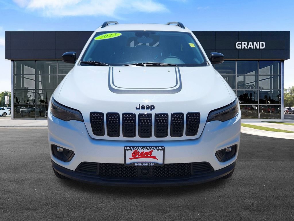 Used 2022 Jeep Cherokee Latitude image 3