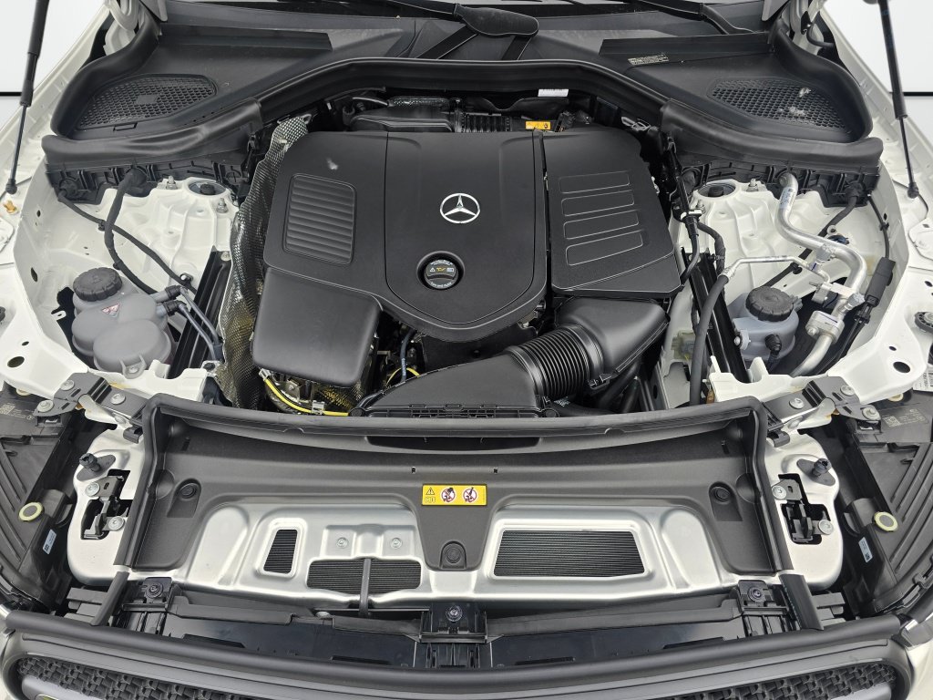 New 2026 Mercedes-Benz GLC 300 4MATIC image 10