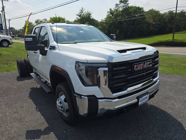 New 2026 GMC Sierra 3500 Pro w/ Convenience Package AWD/4WD image 7