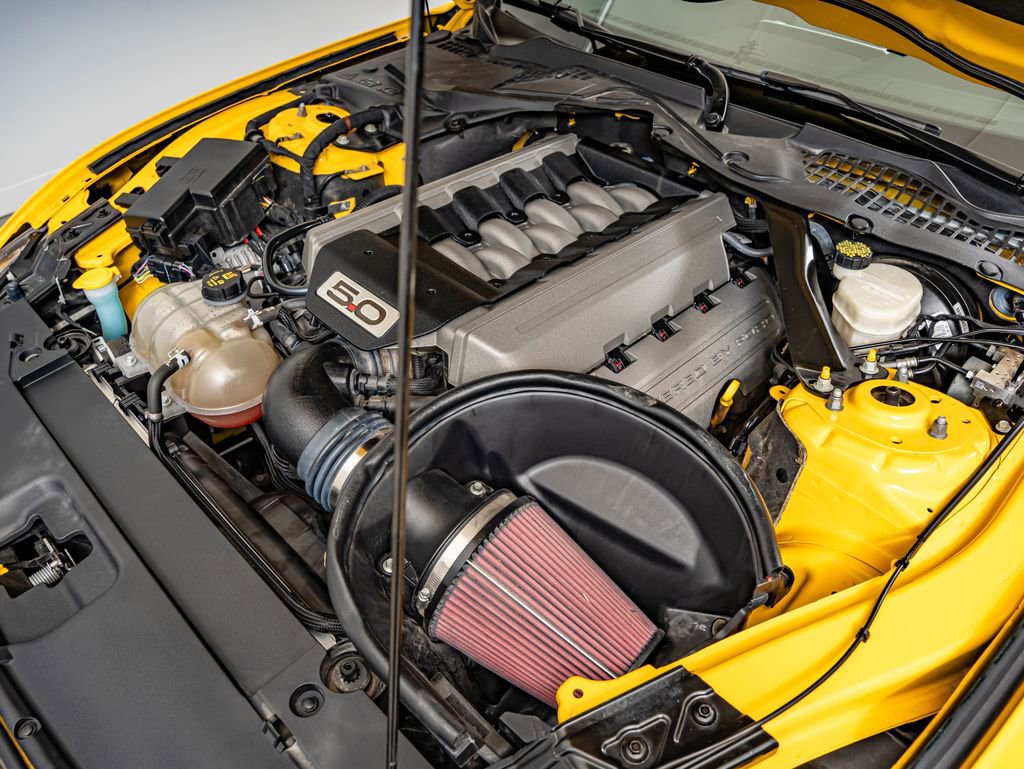 Used 2015 Ford Mustang GT Premium w/ Equipment Group 401A RWD image 42