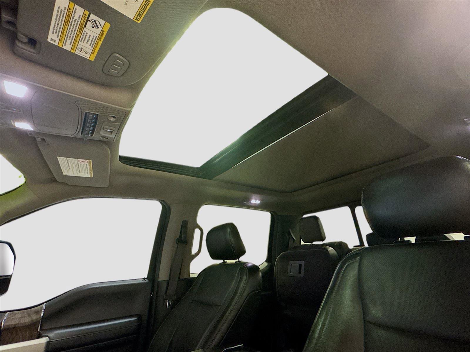 Used 2017 Ford F250 Lariat w/ Lariat Ultimate Package image 22