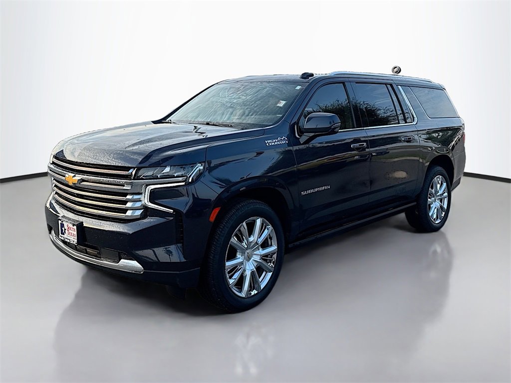 Used 2022 Chevrolet Suburban High Country image 3
