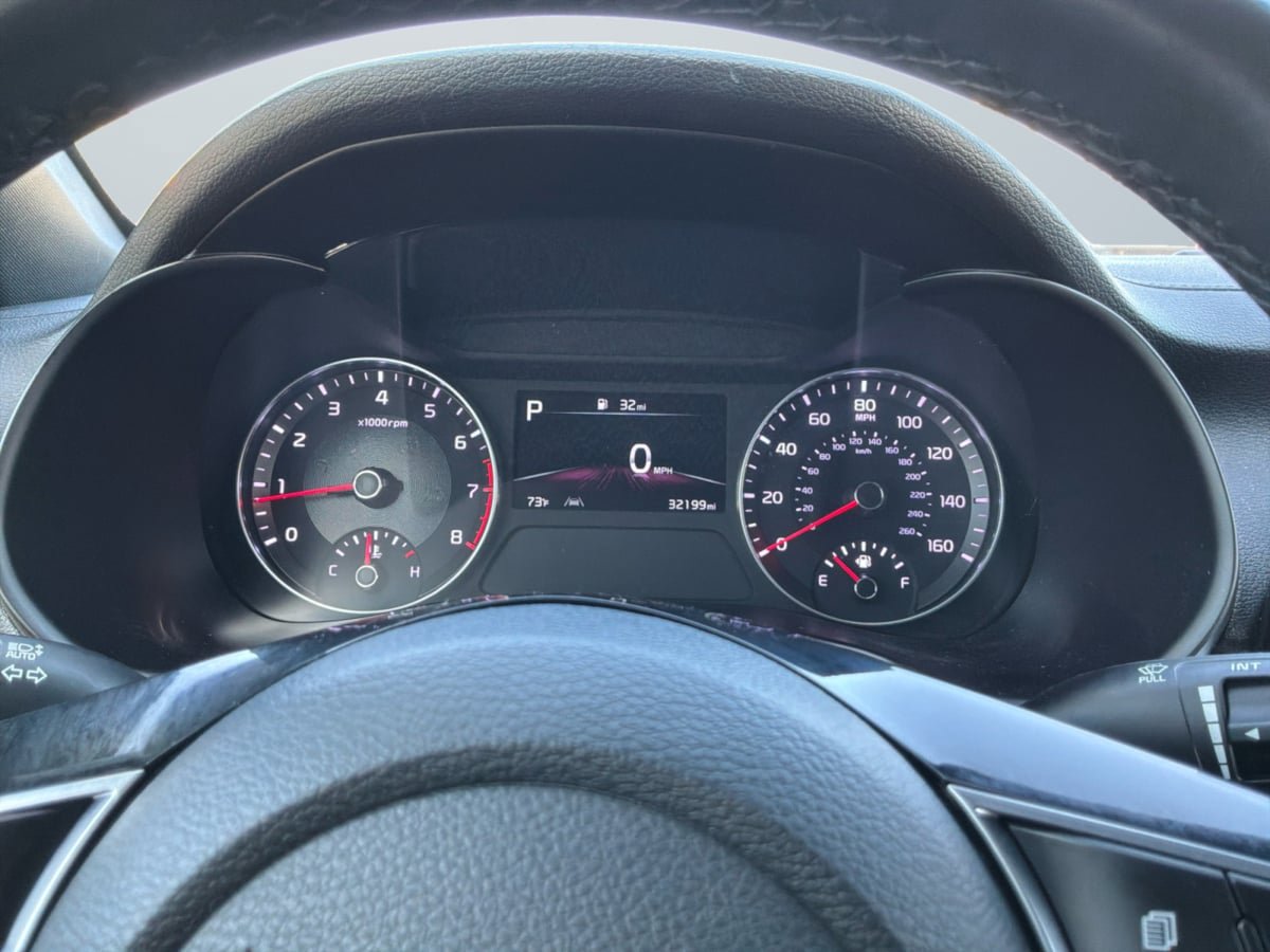 Used 2022 Kia Forte GT-Line FWD image 12