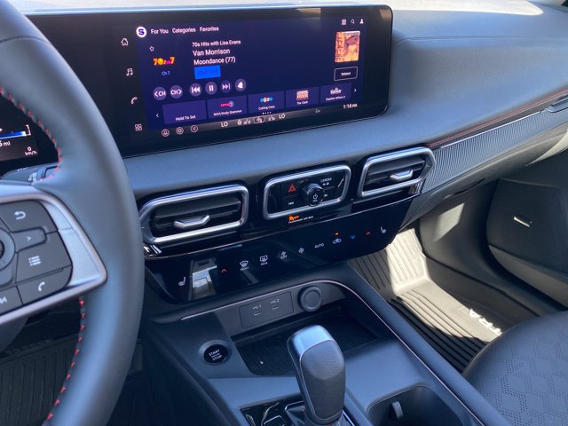 New 2026 Nissan Sentra SR w/ SR Premium Package FWD image 17
