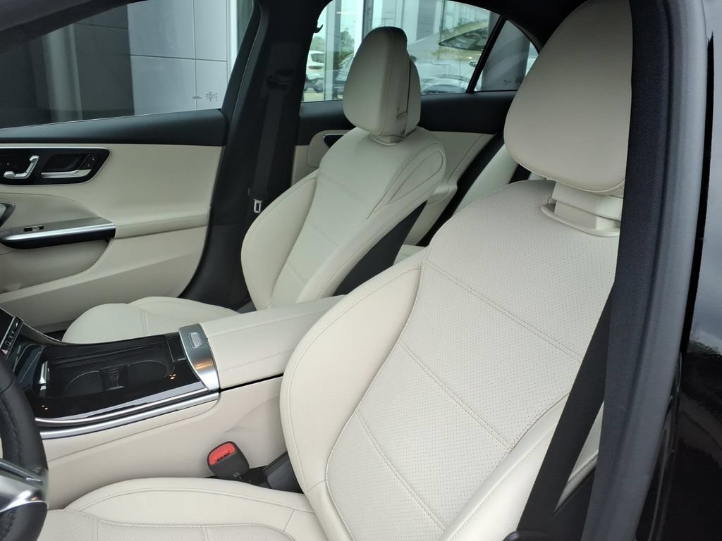 New 2026 Mercedes-Benz C 300 4MATIC Sedan image 13