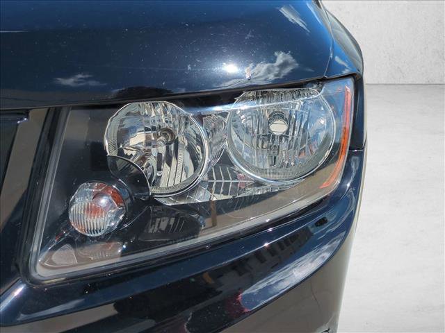Used 2016 Jeep Compass Sport w/ Power Value Group AWD/4WD image 9
