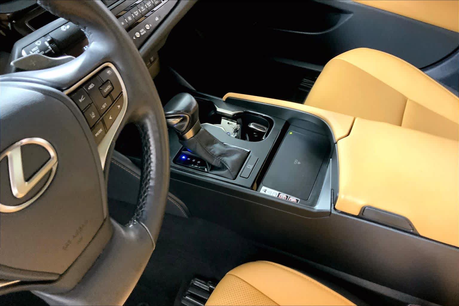 Certified 2024 Lexus ES 350 w/ Premium Package FWD image 17