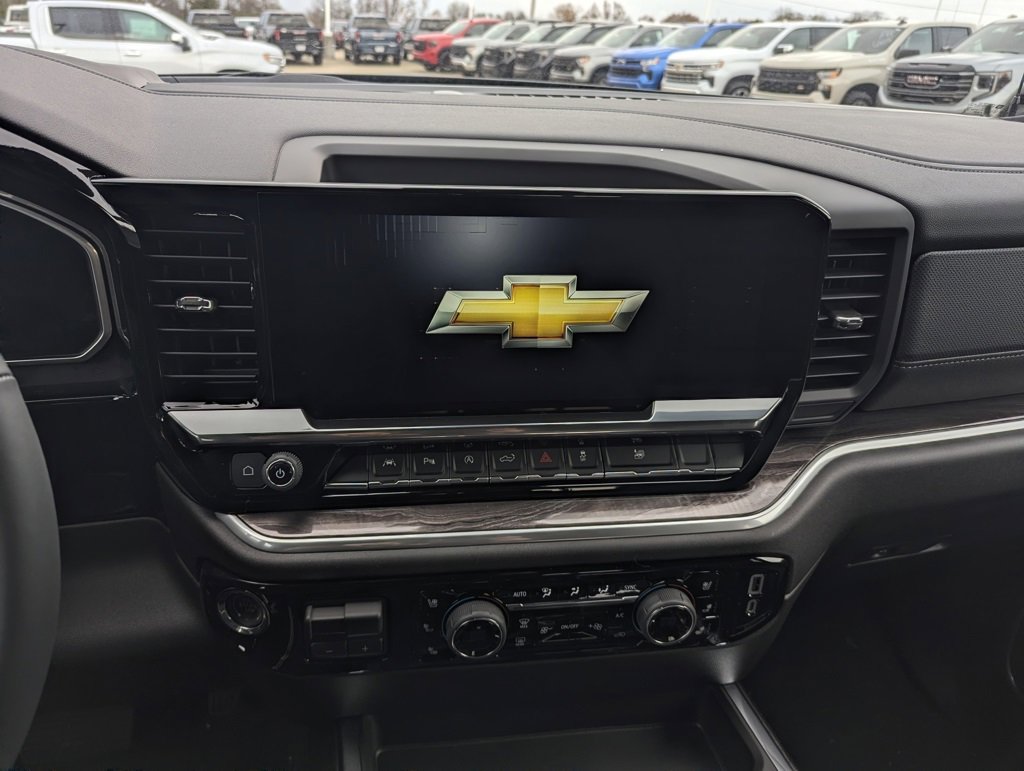 New 2026 Chevrolet Silverado 1500 LTZ w/ LTZ Premium Package image 25