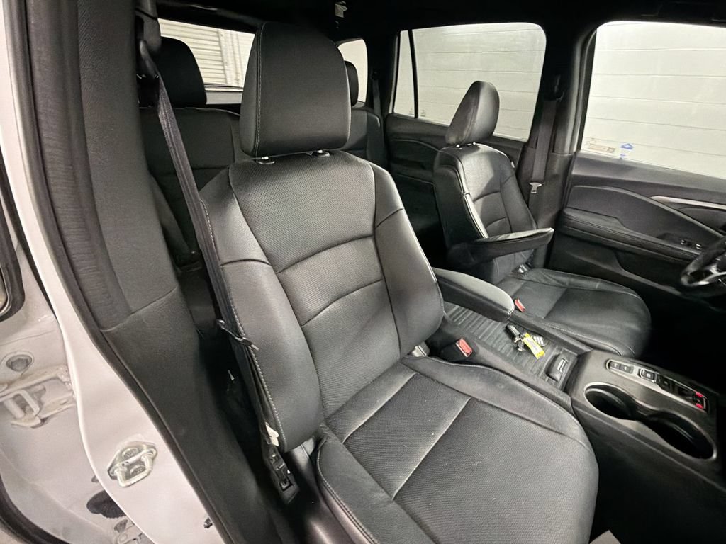 Used 2022 Honda Passport EX-L image 27