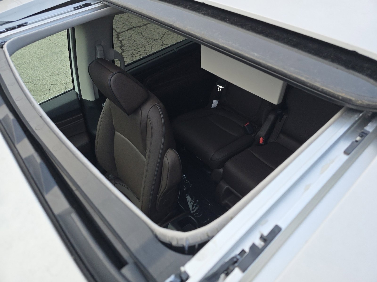 New 2026 Honda Odyssey Touring image 3