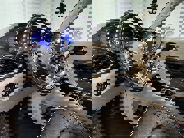 Used 2022 Chrysler Pacifica Limited image 10