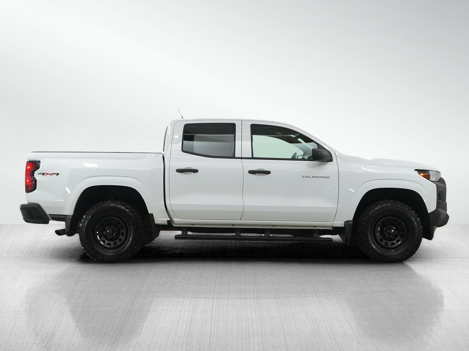 Used 2024 Chevrolet Colorado W/T w/ WT Convenience Package image 6