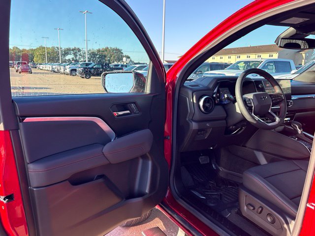 New 2026 Chevrolet Colorado Z71 w/ Technology Package AWD/4WD image 9