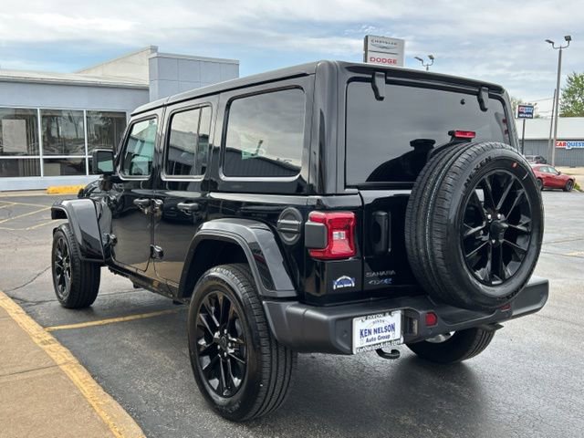 Used 2025 Jeep Wrangler Unlimited Sahara w/ Safety Group AWD/4WD image 7